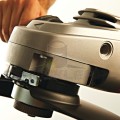 szlifierka-katowa-230-mm-2200w-agv22-230e-milwaukee-nr-kat-4933431850-2399-large-5.jpg