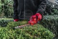 Nożyce do żywopłotu akumulatorowe MILWAUKEE M12 FHT20-0 20 cm 4933479675